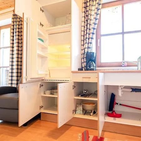 Apartament Michaelas *